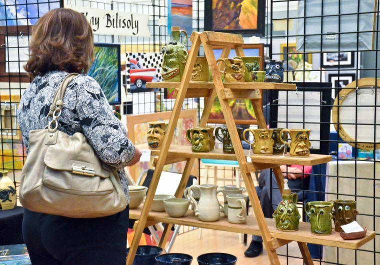 Art+for+the+Masses+showcased+a+wide+variety+of+mediums%2C+including+original+paintings%2C+sculptures%2C+ceramics+and+other+creations+made+by+over+150+local+artists.
