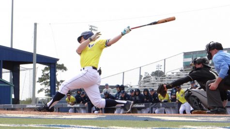GALLERY: Meadows walkoff lifts UNCW to a win