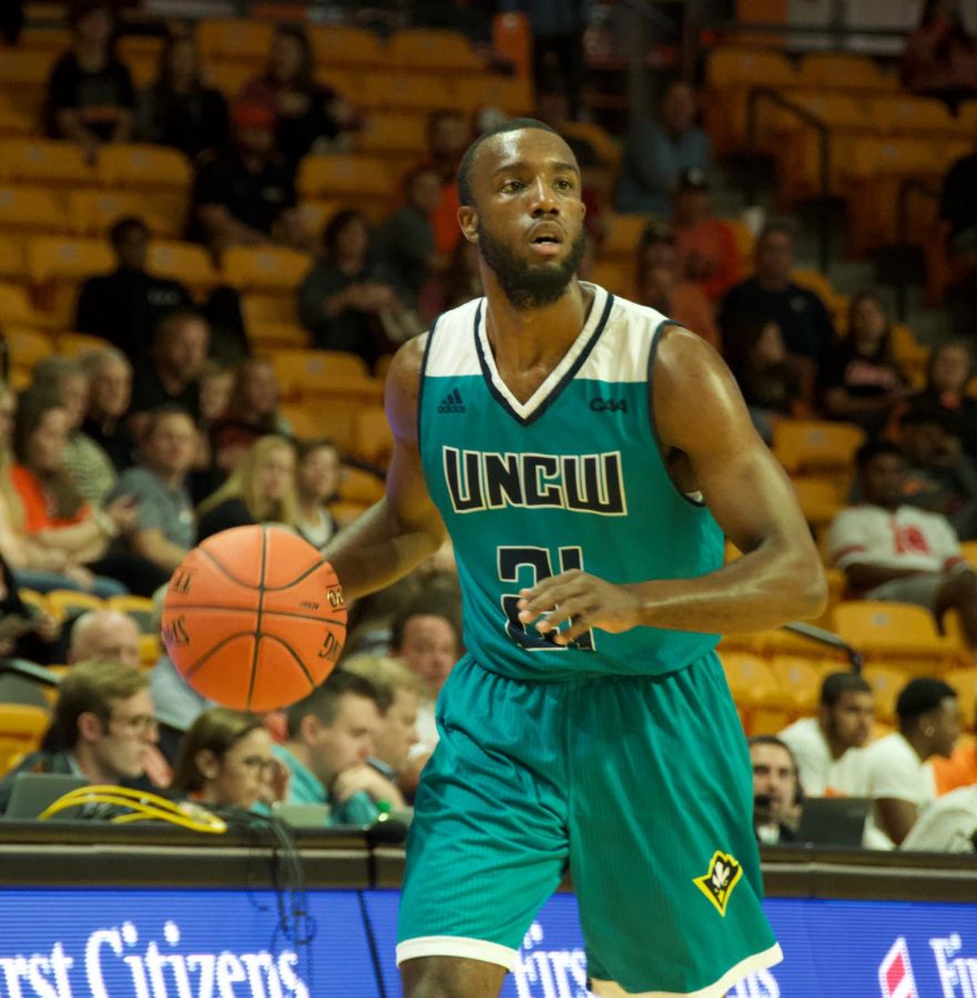 Ty Taylor (21) during UNCWs season opener against Campbell.