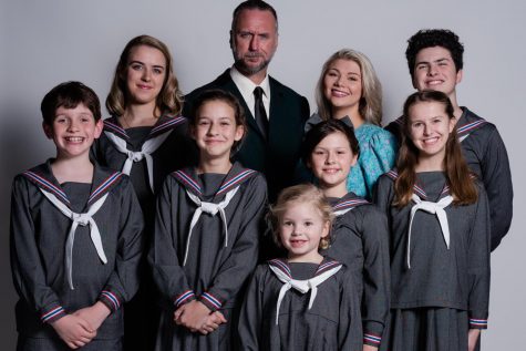 Maria and the Von Trapp family. (l-r, b-f) Liesl (Jordan Davis), Captain Von Trapp (Zach Hanner), Maria (Elizabeth Stovall), Friedrich (Jakob Gruntfest), Kurt (Salder Selby), Louisa (Baylee Allen), Brigitta (Braelyn Sudduth), Marta (Piper Holmes), Gretl (Katie Grace Marinos) pose in for a photo in preparation for their performance of