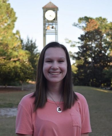 Humans of the Dub: Meet the Staff! Veronica Wernicke, News Editor