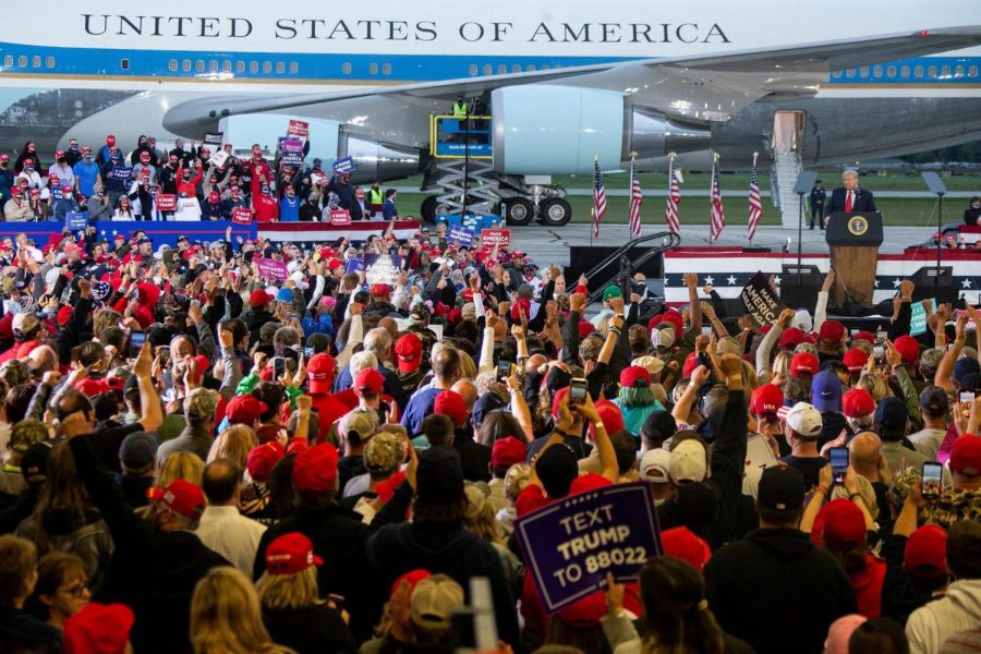 President+Donald+Trump+speaks+to+his+supporters+during+a+Thursday+rally+in+Freeland%2C+Michigan.+%28Mandi+Wright%2FDetroit+Free+Press%2FTNS%29