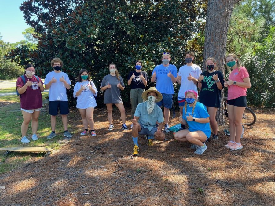 Freshmen students in the Sustainable Seahawks living learning community