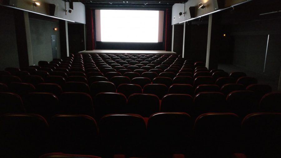 It’s August in Paris, people are on vacation, even the theater was all mine..
