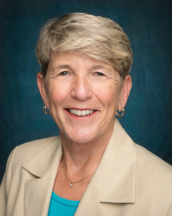 Official headshot of Pat Leonard.