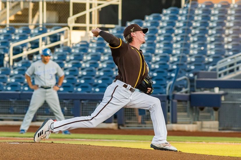 Adam Smith pitching for the ACL Padres.