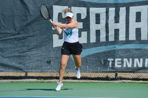 Sasha Belaya during UNCWs matchup vs Coastal Carolina.