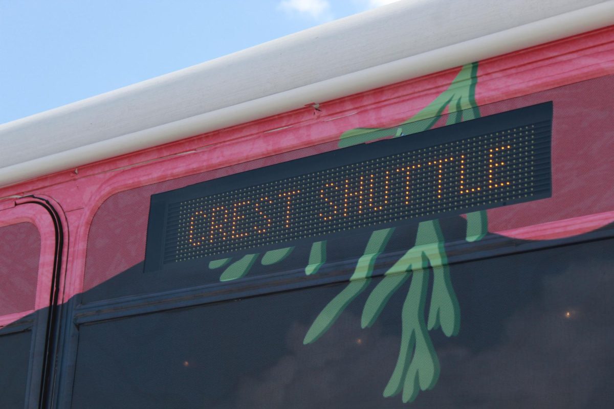 Crest Shuttle Bus (Samantha Hill/The Seahawk)