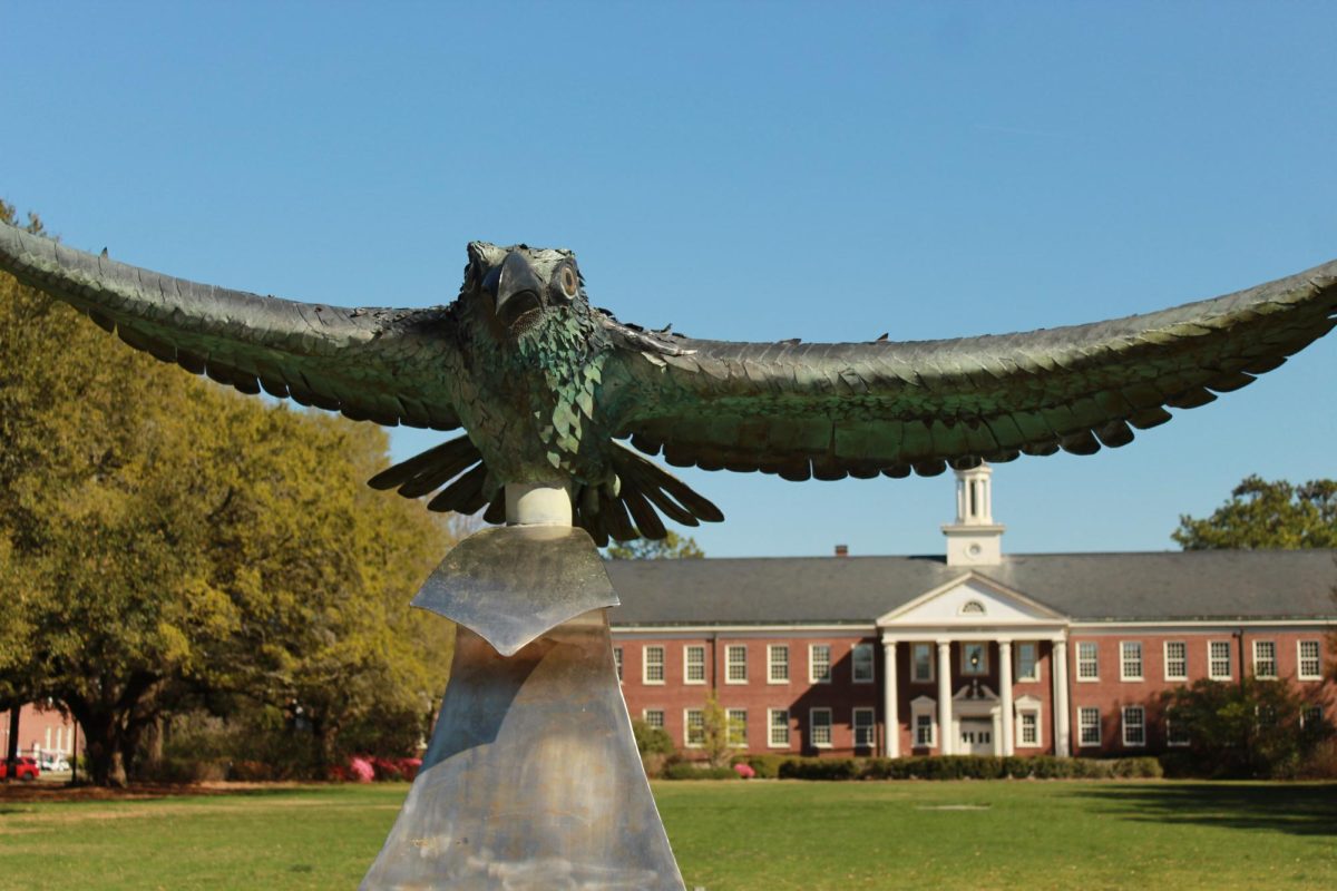 The Soaring Seahawk statue outside of Hoggard Hall on UNCW campus (Samantha Hill/The Seahawk).